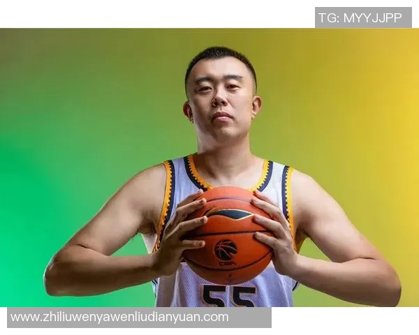 韩德君的篮球人生：从青涩少年到CBA传奇的奋斗与荣耀
